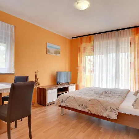 House Kralj Medulin